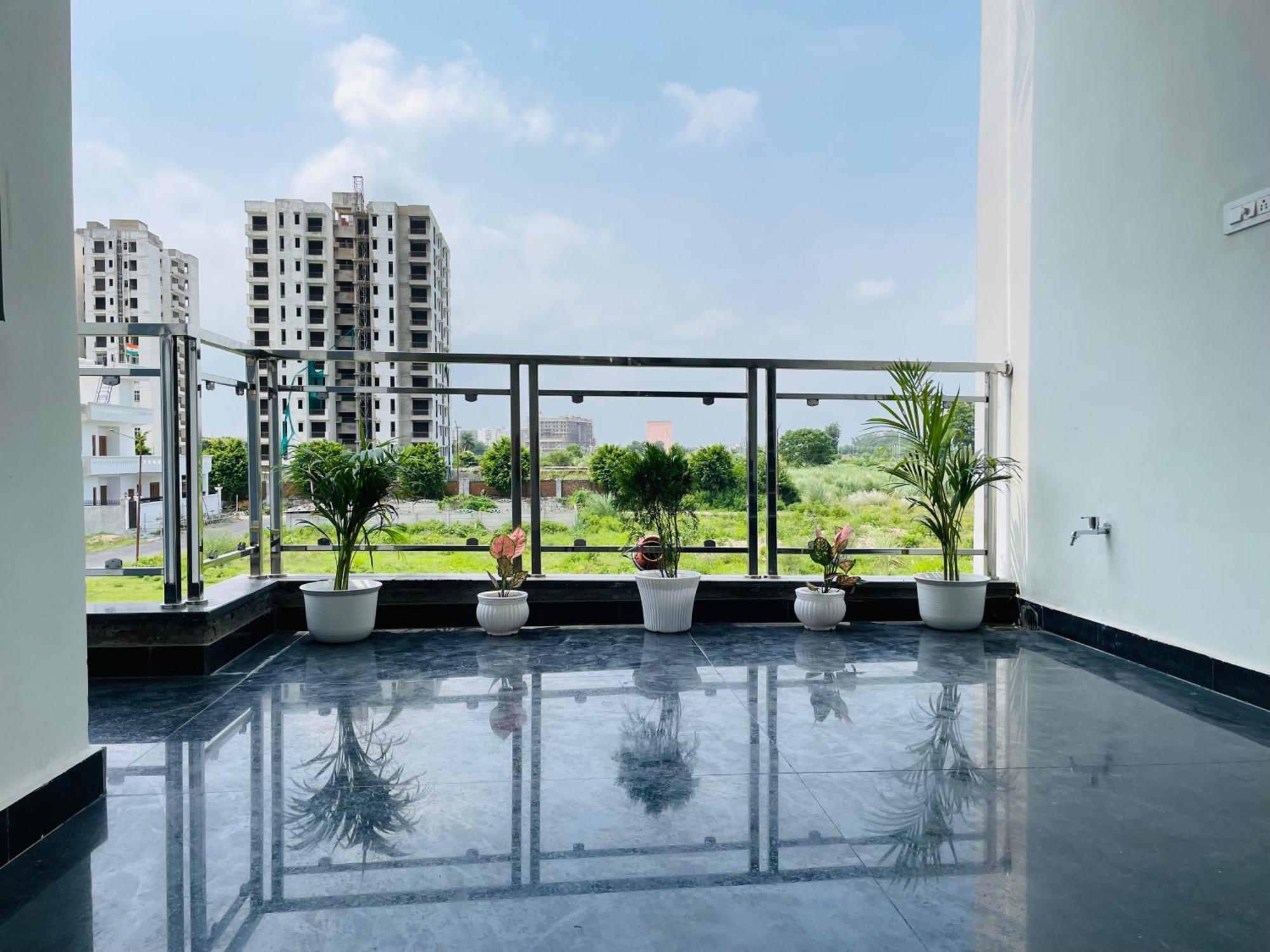 Atulyam Stays Sushant Golf City Lakhnau Kültér fotó